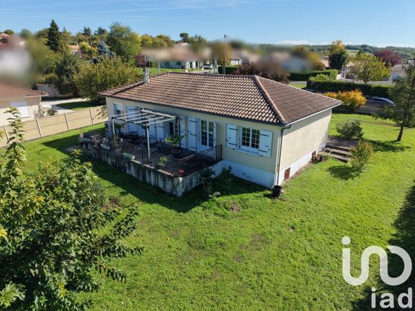 Maison à vendre 5 pièces 92 m² Touvre