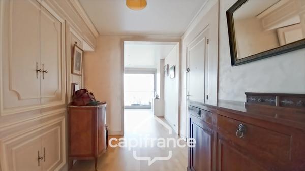 Limeil-Brévannes-A vendre appartement familial-120m2-4 chambres-3ème et dernier étage-Triple exposition-Parking-cave