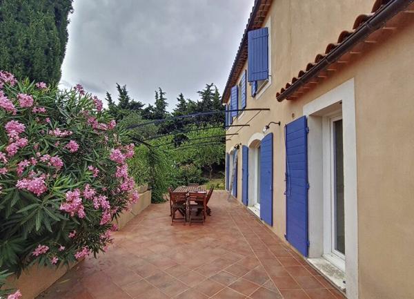 Maison à vendre    6 pièces •  Rochefort-du-Gard