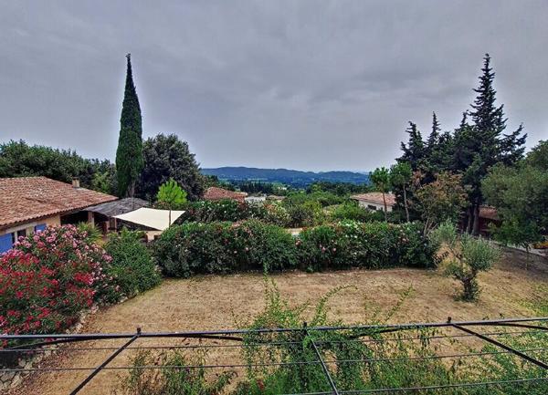 Maison à vendre    6 pièces •  Rochefort-du-Gard