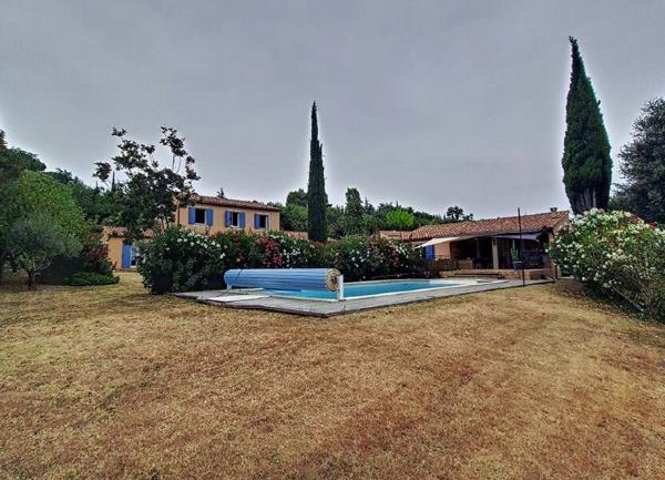 Maison à vendre    6 pièces •  Rochefort-du-Gard