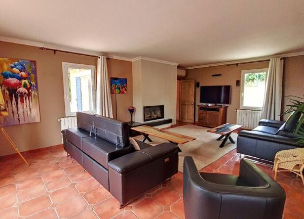 Maison à vendre    6 pièces •  Rochefort-du-Gard