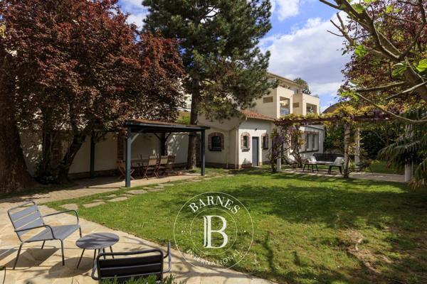 Meudon, Maison  280 m² à vendre