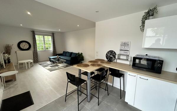 Appartement à louer    6 pièces •  Pessac