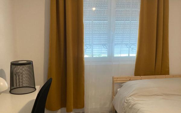 Appartement à louer    6 pièces •  Pessac