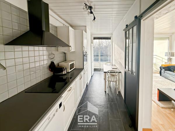 Appartement T4 de 76 m² avec place de parking et cave.