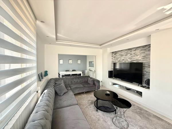 Maison 6 pièces 208 m2