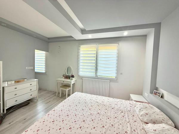 Maison 6 pièces 208 m2