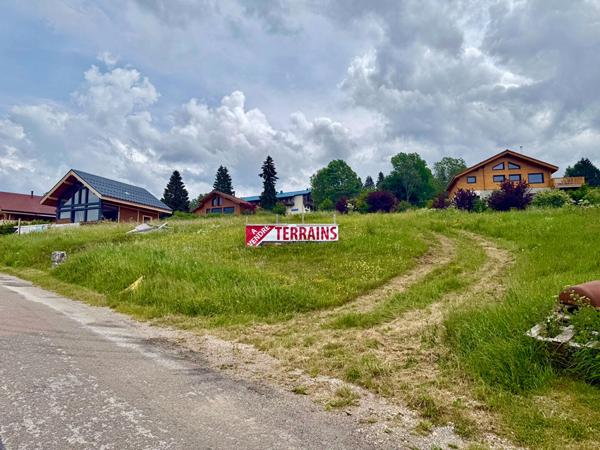 Terrain 815 m2