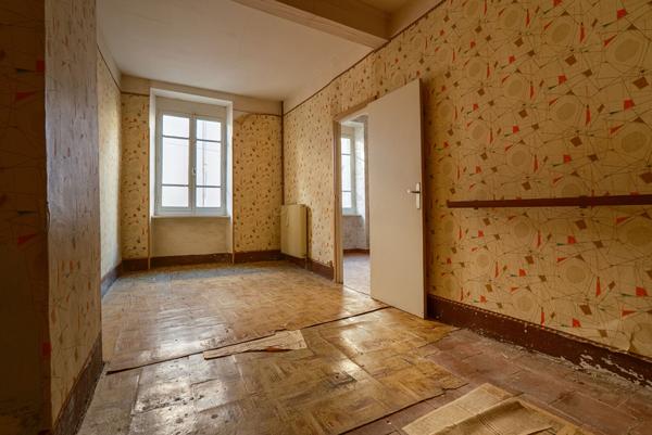 CARCASSONNE VILLEMOUSTAUSSOU Maison en pierre 275m² (176 m² hab). avec deux entrées indépendantes
