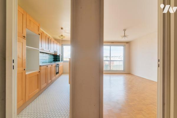 Vincennes : Appartement 2 pièces 55.63 m2 avec balcon