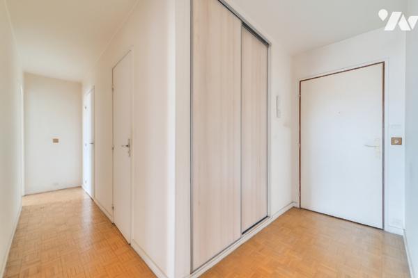 Vincennes : Appartement 2 pièces 55.63 m2 avec balcon