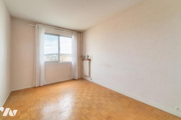 Vincennes : Appartement 2 pièces 55.63 m2 avec balcon