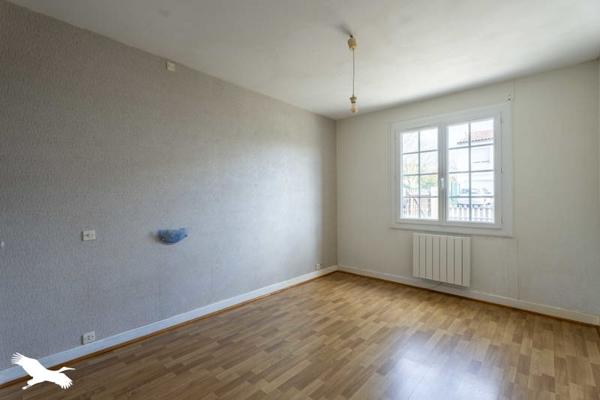 Maison à vendre |                                       Mirambeau |                                        5 pièces  |  100 m²