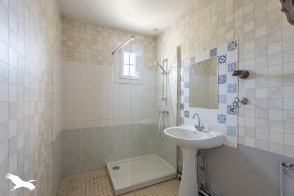 Maison à vendre |                                       Mirambeau |                                        5 pièces  |  100 m²