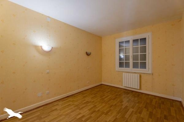 Maison à vendre |                                       Mirambeau |                                        5 pièces  |  100 m²