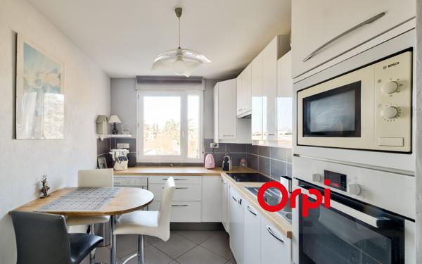 Appartement à vendre    4 pièces • 88 m2 Tassin-la-Demi-Lune