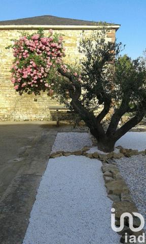 Château 11 pièces de 850 m² à Chantonnay (85110)