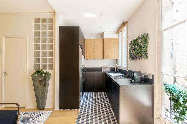Appartement Paris 18 e - RUE CONSTANCE