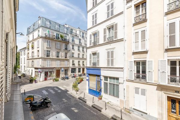 Appartement Paris 18 e - RUE CONSTANCE