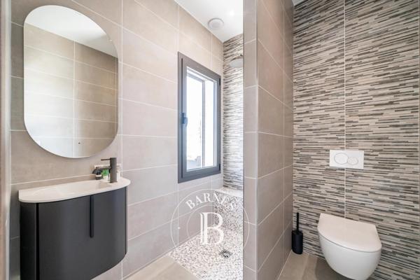 Vallauris, Villa 5 Chambres -  309 m² à vendre