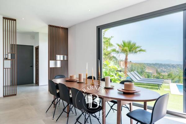Vallauris, Villa 5 Chambres -  309 m² à vendre