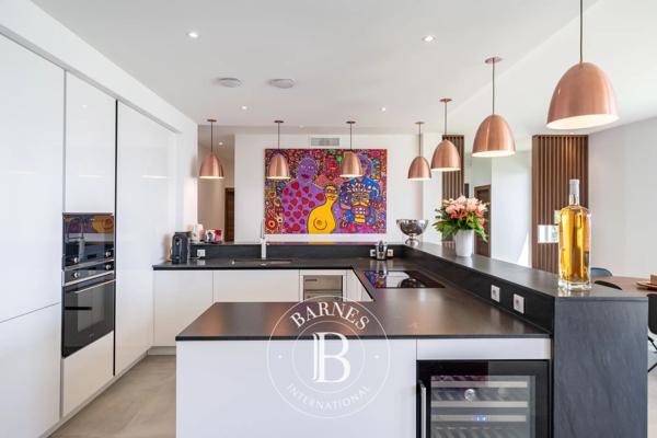Vallauris, Villa 5 Chambres -  309 m² à vendre