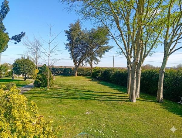 Maison à vendre 8 pièces (09)