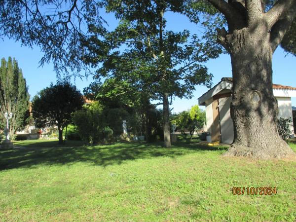 Maison à vendre 8 pièces (09)