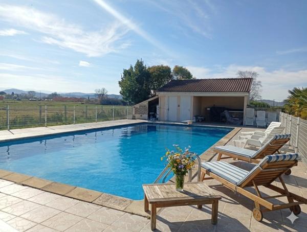 Maison à vendre 8 pièces (09)