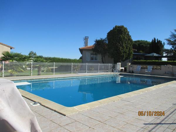 Maison à vendre 8 pièces (09)