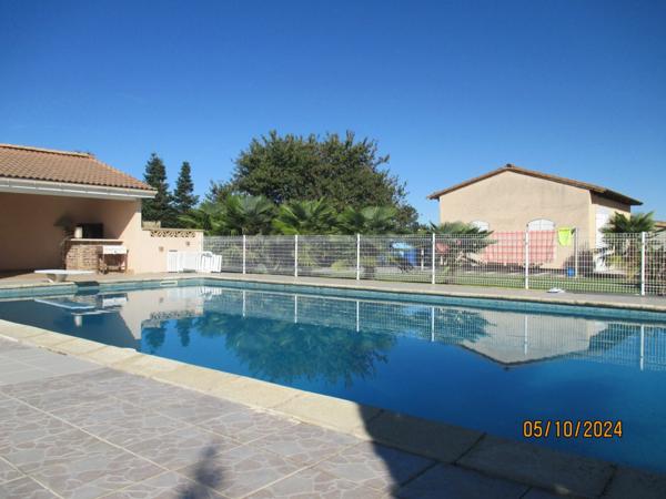 Maison à vendre 8 pièces (09)