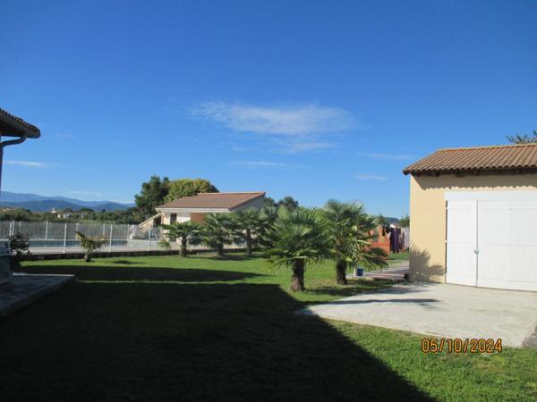 Maison à vendre 8 pièces (09)