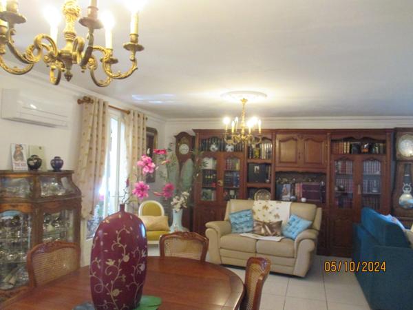 Maison à vendre 8 pièces (09)