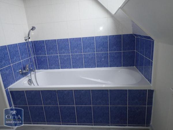 Appartement à louer 4 pièces 84.7m² Buzançais (36500)