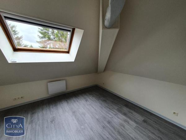 Appartement à louer 4 pièces 84.7m² Buzançais (36500)