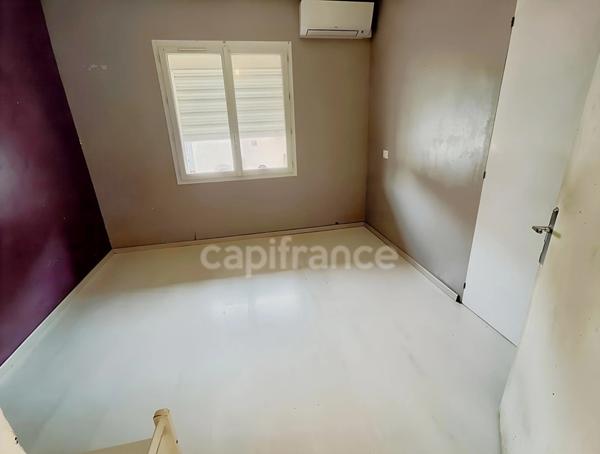 Capifrance – L’immobilier autrement Un bien rare, une adresse confidentielle, un potentiel à révéler. À Agde, au cœur du centre historique, découvrez une propriété de caractère à réinventer, avec terr