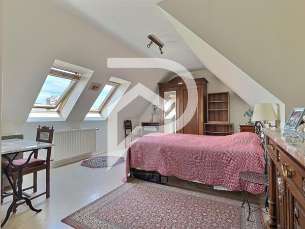 Appartement 5 pièces 131.86 m2