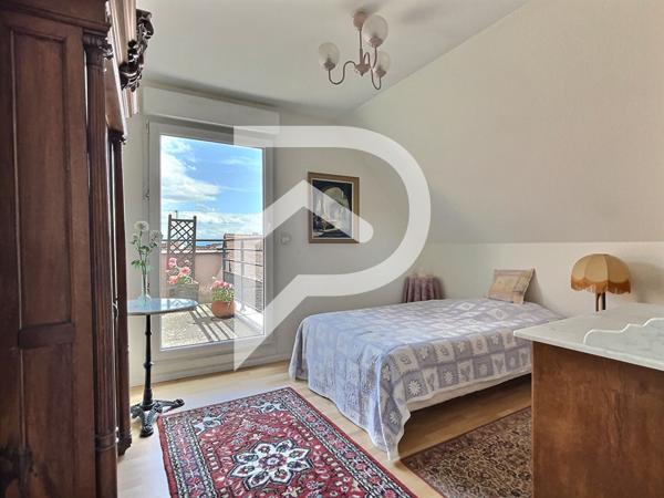 Appartement 5 pièces 131.86 m2