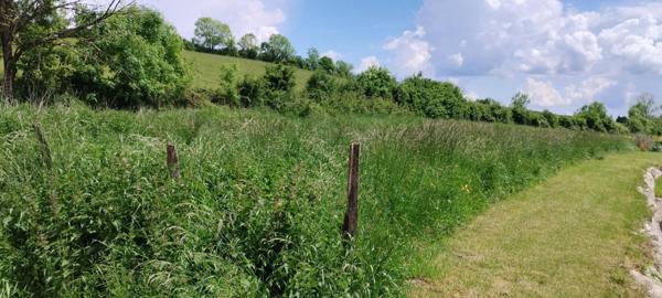 21320 POUILLY EN AUXOIS - Terrain constructible 1202 m2 - Beaume commune de Créancey