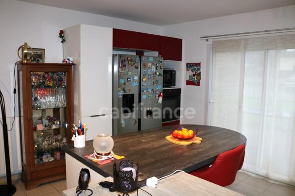 Maison à vendre plein pied 5 pièces PLONEOUR LANVERN (29) de 2018 sur 544 m2 Sans travaux.