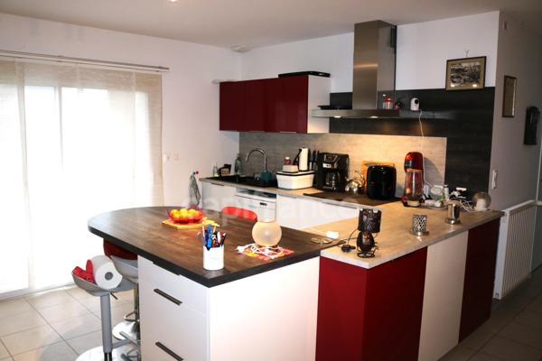 Maison à vendre plein pied 5 pièces PLONEOUR LANVERN (29) de 2018 sur 544 m2 Sans travaux.