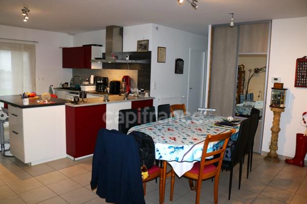 Maison à vendre plein pied 5 pièces PLONEOUR LANVERN (29) de 2018 sur 544 m2 Sans travaux.