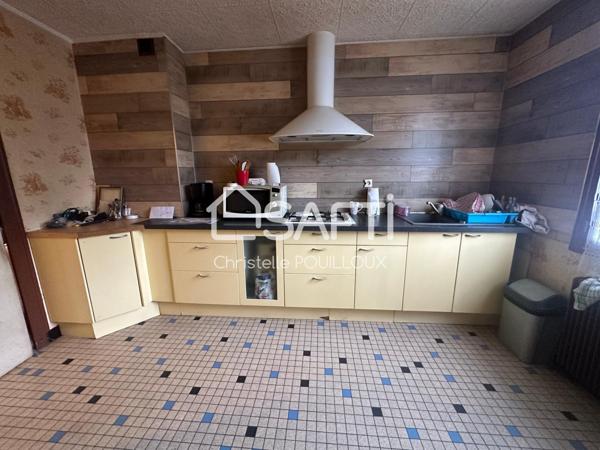 Maison à rafaichir, 3 chambres, grand sous-sol, vaste jardin