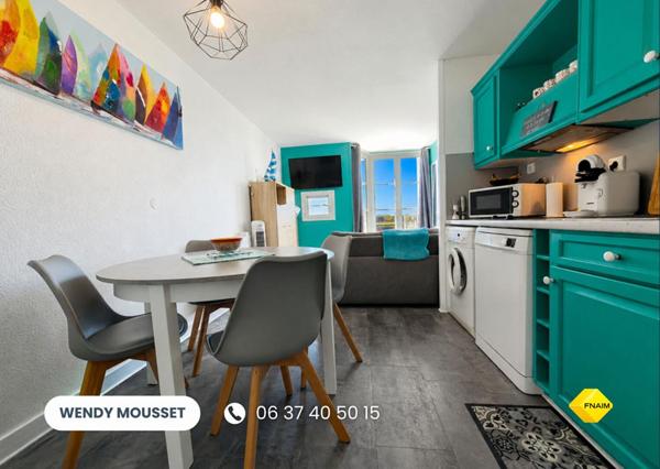 Appartement T3 atypique en duplex avec vue sur le port et l'océan au coeur du Port du Crouesty