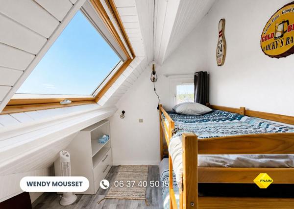 Appartement T3 atypique en duplex avec vue sur le port et l'océan au coeur du Port du Crouesty