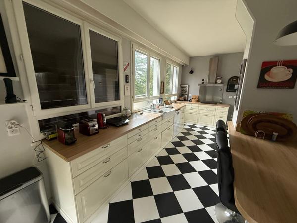 Voulangis (77580) Maison 9 pièces 285m²