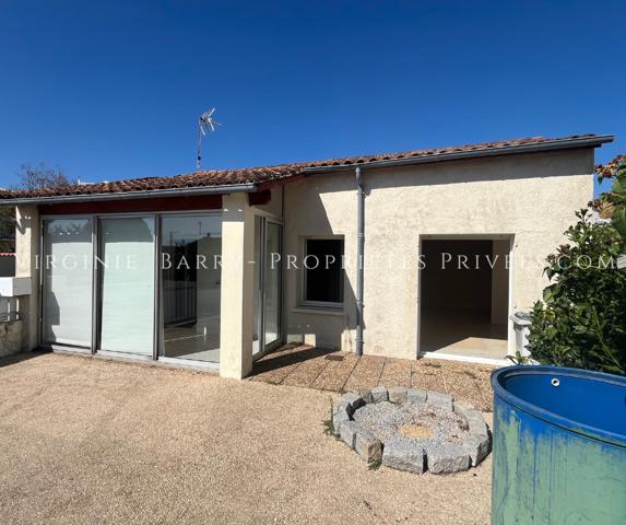 MAISON DE PLAIN PIED AVEC VERANDA ET EXTERIEUR