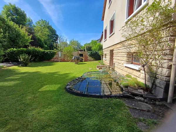 Maison indépendante: 170 m² avec 5 chambres + 1 Bureau+ sous sol+ jardin