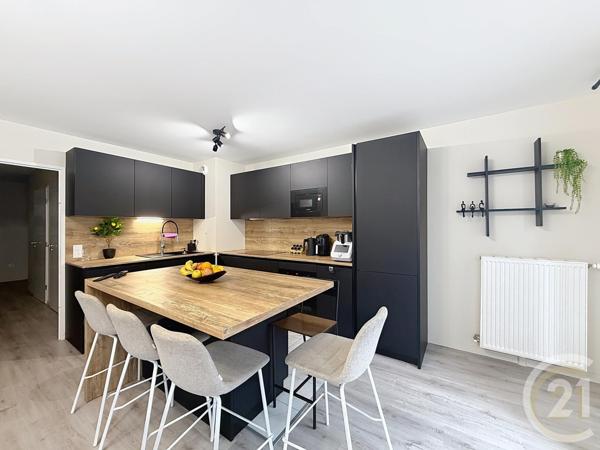 Appartement F5 à vendre  5 pièces - 97,54 m2 BONDY - 93